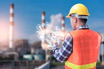 製造企業が賢くクラウドへ移行する方法について